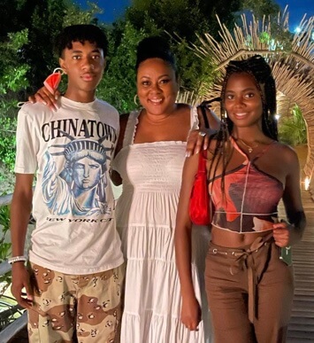 Asia Rochon Fuqua with her mom and brother.